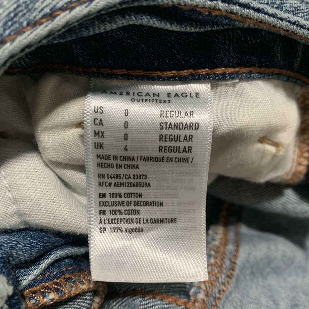 American Eagle Size 0 Jeans - Picture 3 of 4